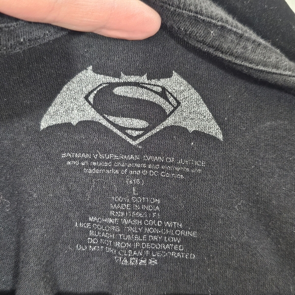 Batman VS Superman Dawn Of Justice Short Sleeve Graphic Tee Shirt Size Large - Picture 3 of 9